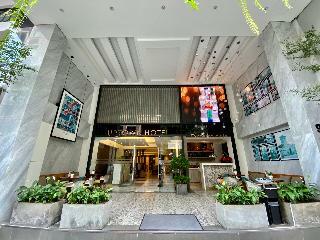 Uptown Hotel