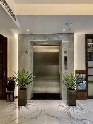 Uptown Hotel