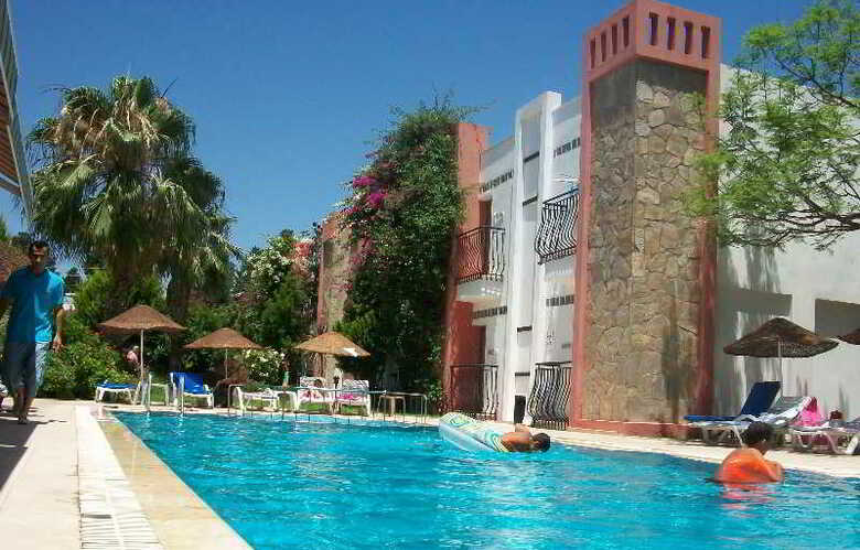 Kriss Hotel