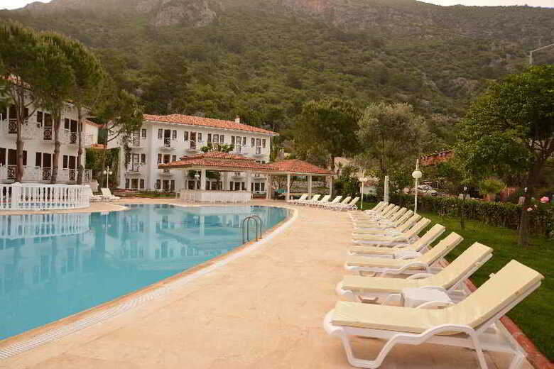 Hotel White Otel