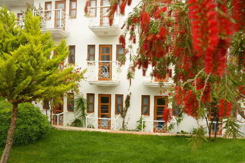 Hotel White Otel