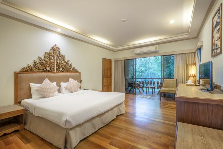 Hotel Vana Varin Resort