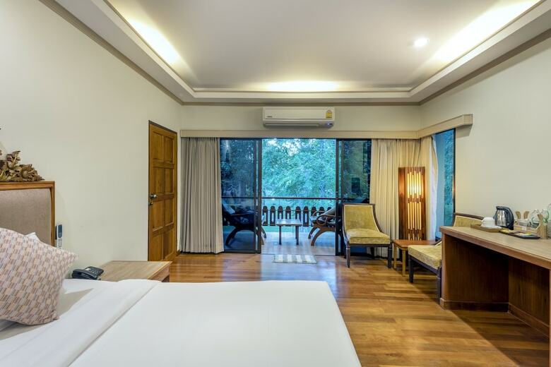 Hotel Vana Varin Resort