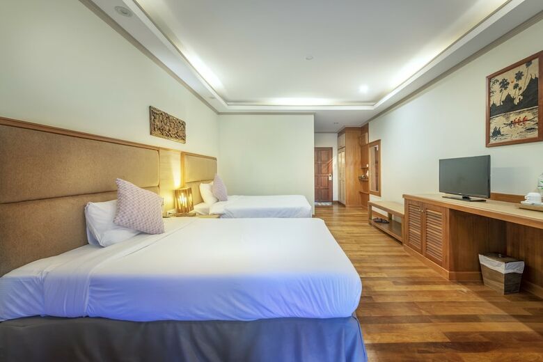 Hotel Vana Varin Resort