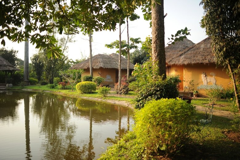 Hotel Vana Varin Resort