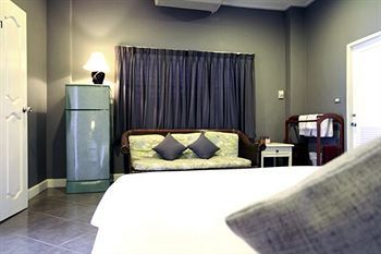 Hotel Alley
