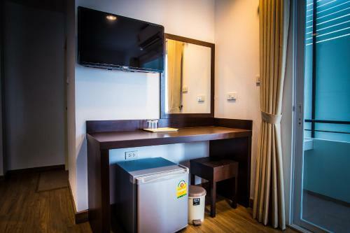 Hostal Sunshine Hotel