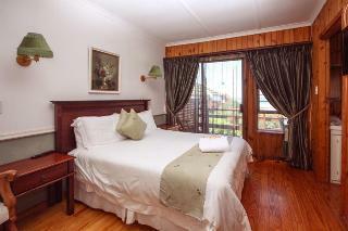 Hotel Aston Woods B&B