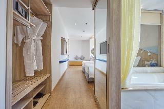 Le's Cham Hotel