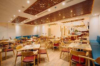 Le's Cham Hotel