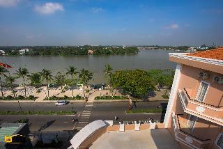 Bcons Hotel Binh Duong