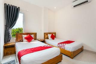 Oyo 119 Sunshine Beach Hotel