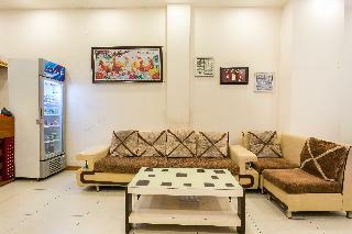 Oyo 195 Lap Nhu Y Hotel