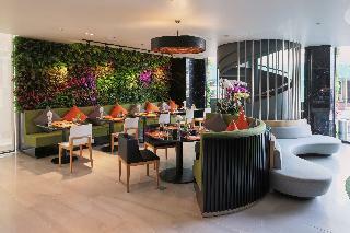 Zazz Urban Ho Chi Minh Hotel