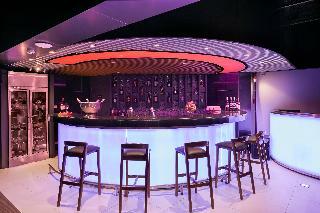 Zazz Urban Ho Chi Minh Hotel