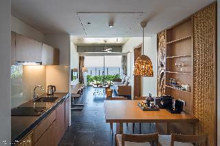 Chicland Danang  Beach Hotel