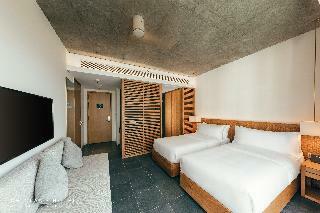 Chicland Danang  Beach Hotel