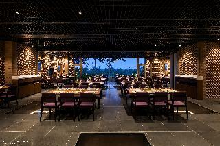 Chicland Danang  Beach Hotel