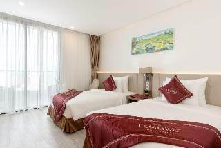 Le More Hotel
