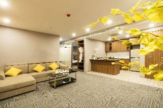 Le More Hotel