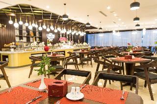Le More Hotel