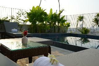 Moon Hotel & Apartment