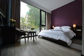 Hanoi Emerald Waters Hotel Trendy