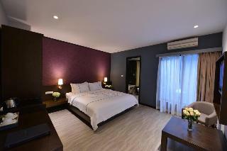 Hanoi Emerald Waters Hotel Trendy