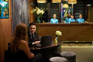 Hanoi Emerald Waters Hotel Trendy