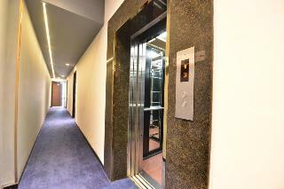 Hanoi Emerald Waters Hotel Trendy
