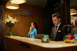 Hanoi Emerald Waters Hotel Trendy