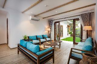 Hotel Stelia Beach Resort