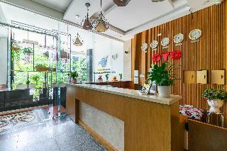 Oyo 240 Pearl Sea Hotel Da Nang