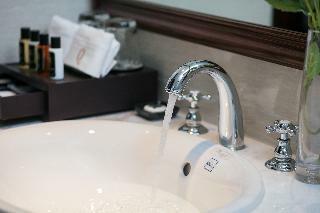 The Q Hotel Ha Noi
