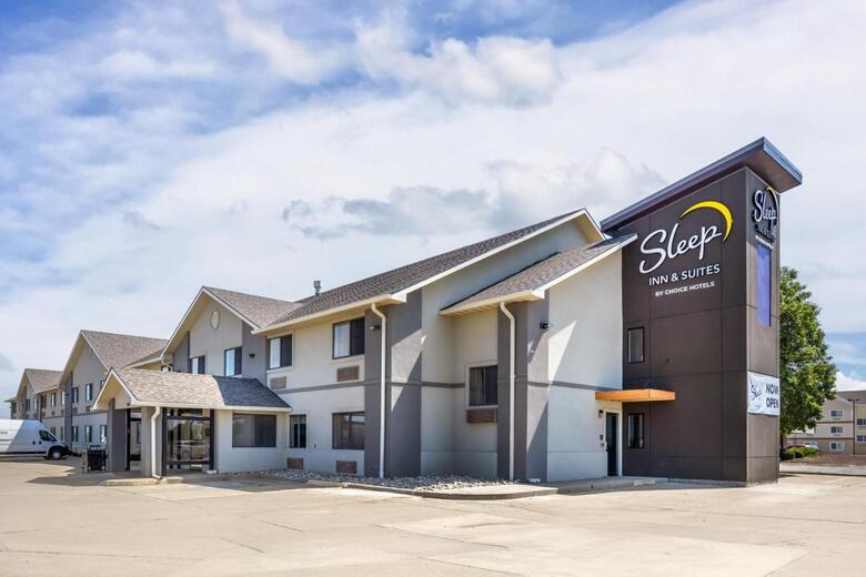 Hotel Americinn By Wyndham Salina