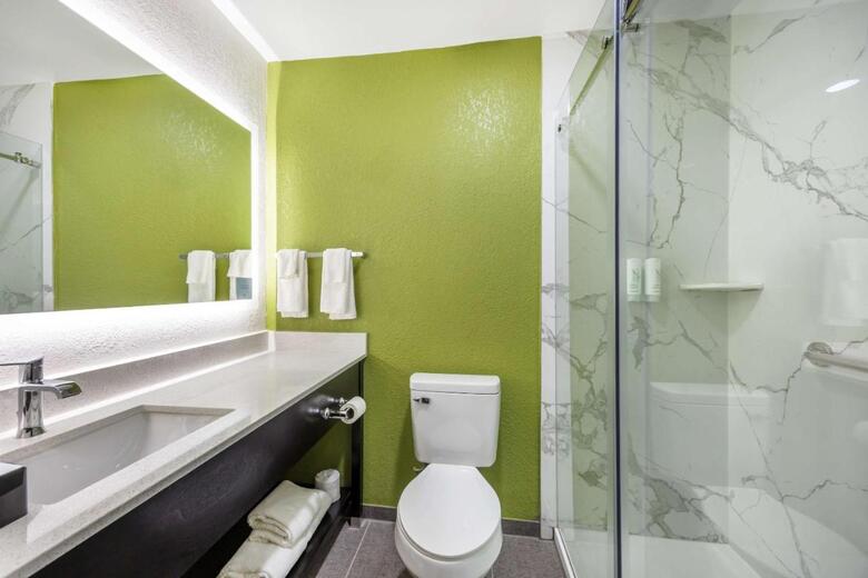 Hotel Americinn By Wyndham Salina