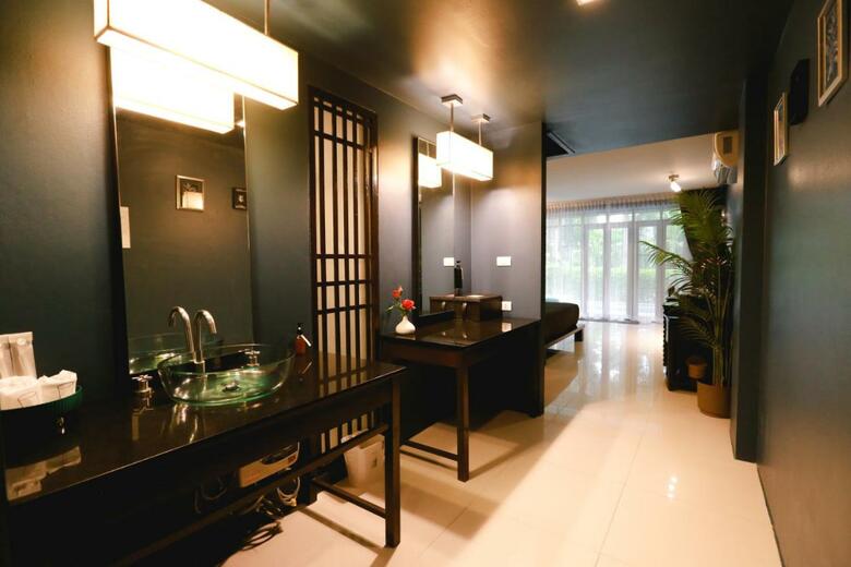 Hotel The Bihai Hua Hin