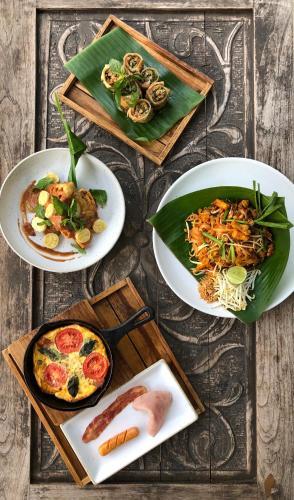 Hotel Ruenkanok Thaihouse Resort