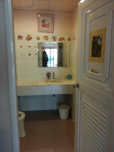 Hostal Hua Hin Tour Guesthouse