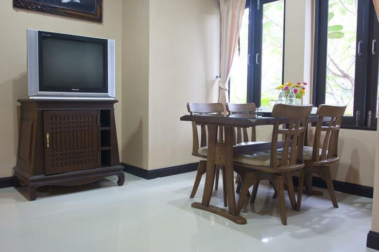 Hostal Zea Za Garden