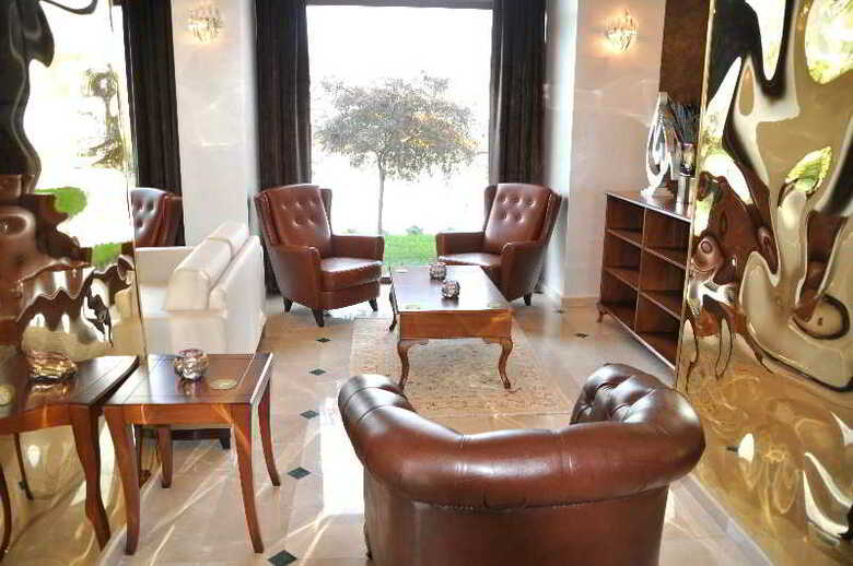 Neva Star Gate Hotel