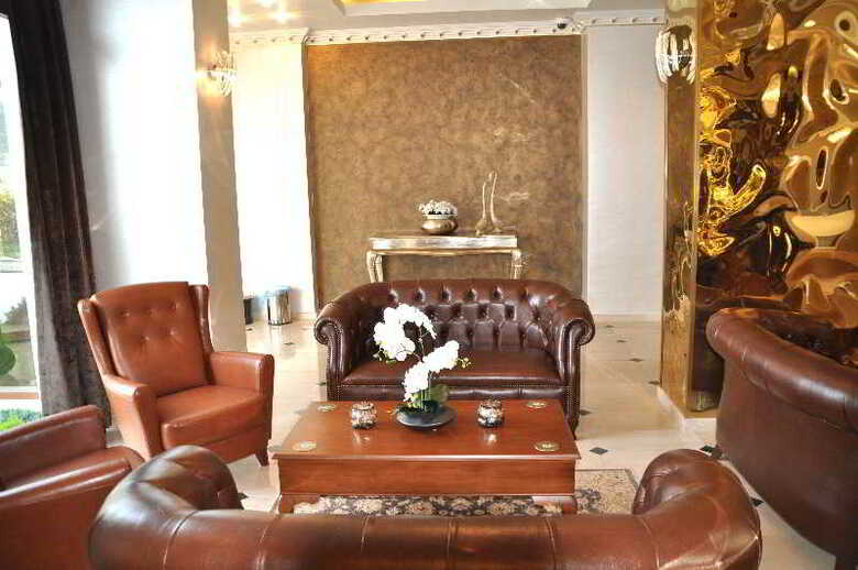 Neva Star Gate Hotel