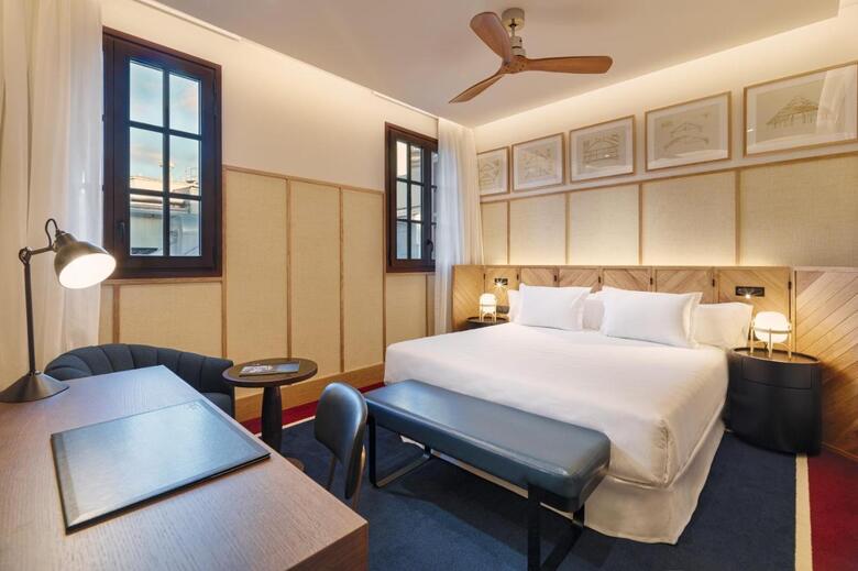 Hotel H10 Madison