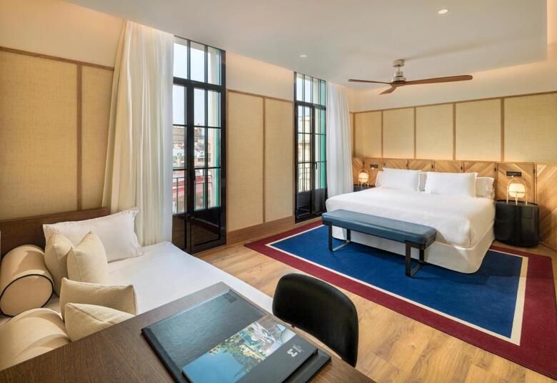 Hotel H10 Madison