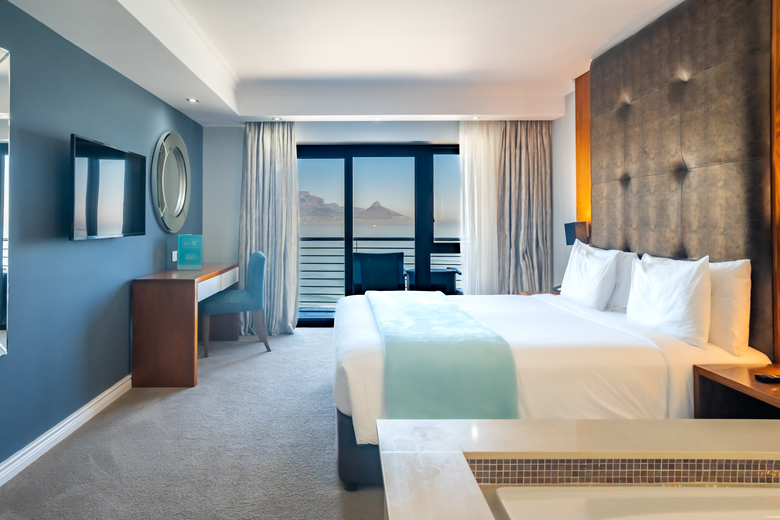 The Blaauberg Beach Hotel