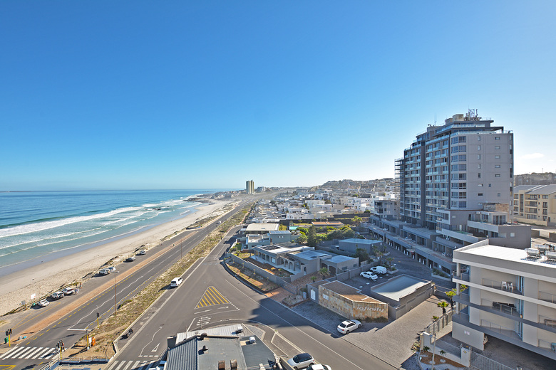 The Blaauberg Beach Hotel