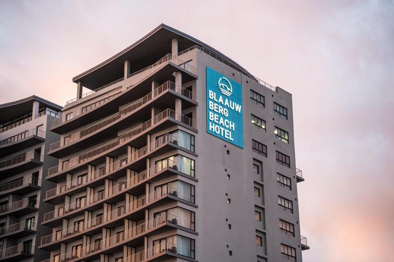 The Blaauberg Beach Hotel