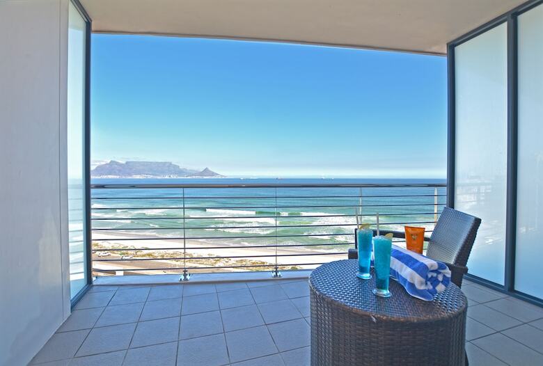 The Blaauberg Beach Hotel