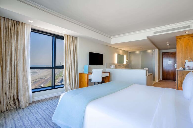 The Blaauberg Beach Hotel