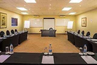 Shumba Valley Lodge & Conference Centre